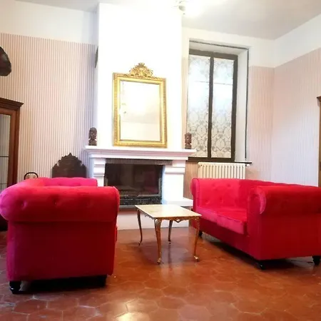 Chateau L'argeles 펜션
